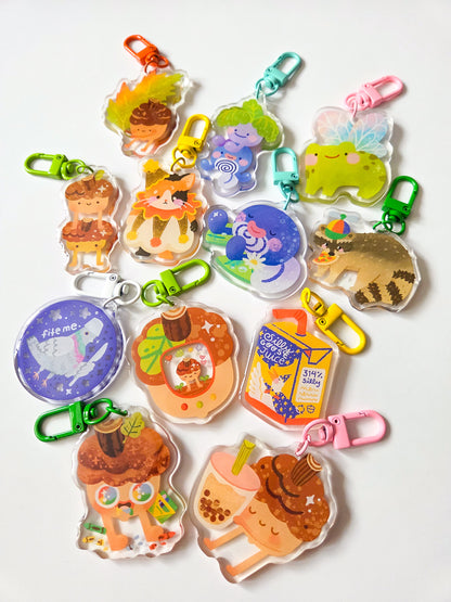 Raccoon Pizza Keychain